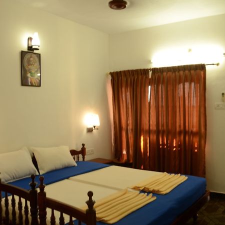 Hotel Sea View Palace - The Beach Hotel, Kovalam Extérieur photo