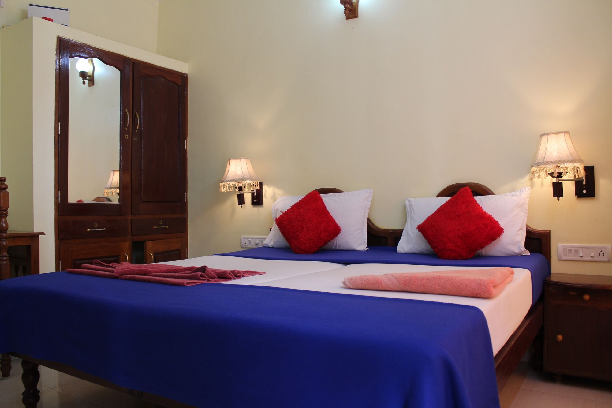 Hotel Sea View Palace - The Beach Hotel, Kovalam Extérieur photo